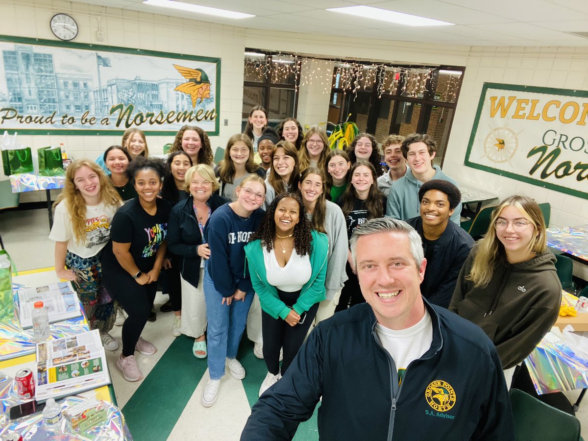 How lucky we are to have had something so special that makes saying goodbye so hard. Thank you to GPNorth Student Association, Class of 2023.  💚💛 #selfiestick <a href="/GPNHS/">Grosse Pointe North</a> <a href="/GPNorthSA/">Student Association</a> <a href="/jbteacherman/">Jonathan Byrne</a> <a href="/katecalmurray/">Dr. Kathryn C. Murray</a> <a href="/GPSchools/">GPPSS</a>