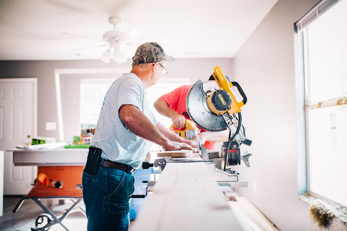 Renovating? Check out these money-saving reno tips from the pros💸 realtor.ca/blog/how-you-c…