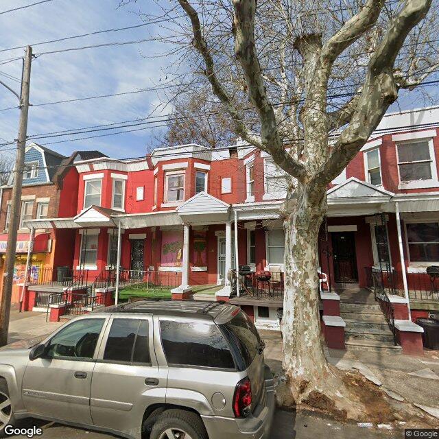 PhilaDemoBot's tweet photo. Random historic record
IMMINENT DANGER VIOLATION for 2904 N 26TH ST

Violation: 211943018
Issued: 12/22/2017
Built: 1940
Last Sold: 10/02/2015 $1
Tax Assessment:  $19,600 https://t.co/dIuxDVMHVi