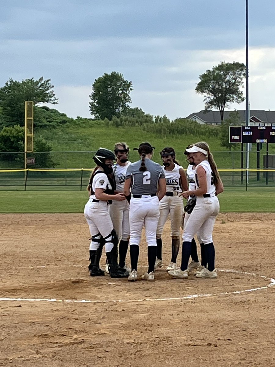 mnvortexandas's tweet photo. Joey Hurst, an honorary guest from PA, played with our 14U Gold and 14U Nat’l teams in the Lexi Kretsch Summer Showdown! Joey’s Uncle Shelby received Lexi’s liver. #2 is officially retired from the Vortex/A’s to honor Lexi. Joey wore #2 this weekend in honor of Lexi’s donation. https://t.co/xCvrSpGqP6