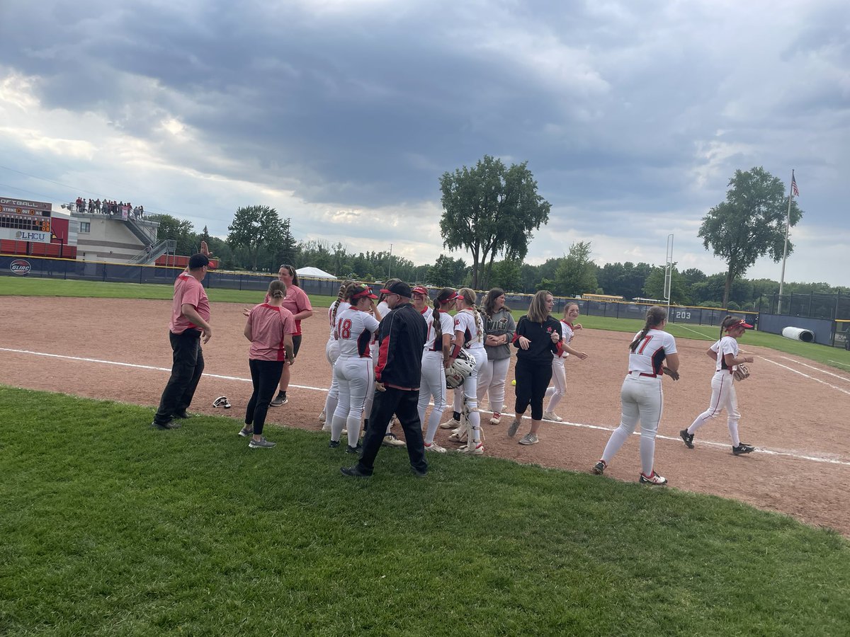 ian_kress's tweet photo. Final: Laingsburg 8, Cass City 6 

.@LBG_Wolfpack trailed 4-0 after two innings, but came back to clinch their spot in the Division 3 state semifinals. 

Highlights at 11 on @WLNS! https://t.co/AaWCCGZiRW