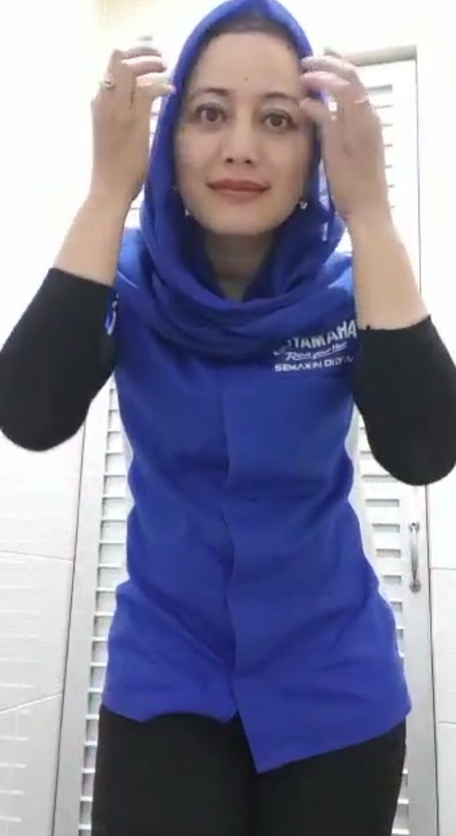 SPG Yamaha 😍 "ma.. mo SPG yg kek gini" - ujar anak itu
.
3 vids 📁
.
teraboxapp.com/s/1BTJFWpIyuyg…

#DoodStream #vcs #bokepviral #netflixandchill #bokeplokal