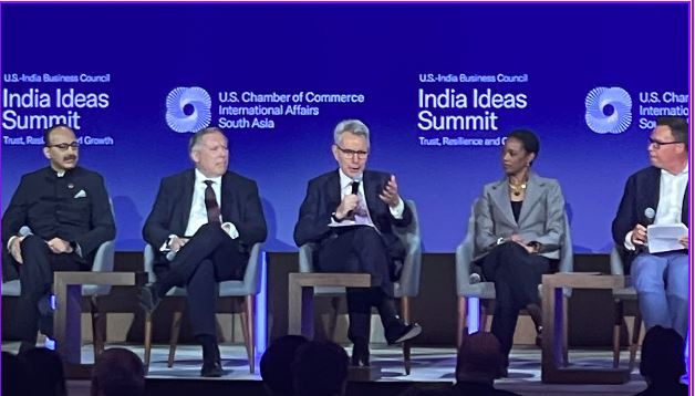 AsstSecENR's tweet image. It was my pleasure to speak about India’s renewable energy transition at @USIBC’s Ideas Summit with @USTDA_Director Enoh Ebong &amp;amp; business leaders.  India will play a decisive role in the global transition to renewable energy &amp;amp; I greatly appreciated this wide-ranging discussion.