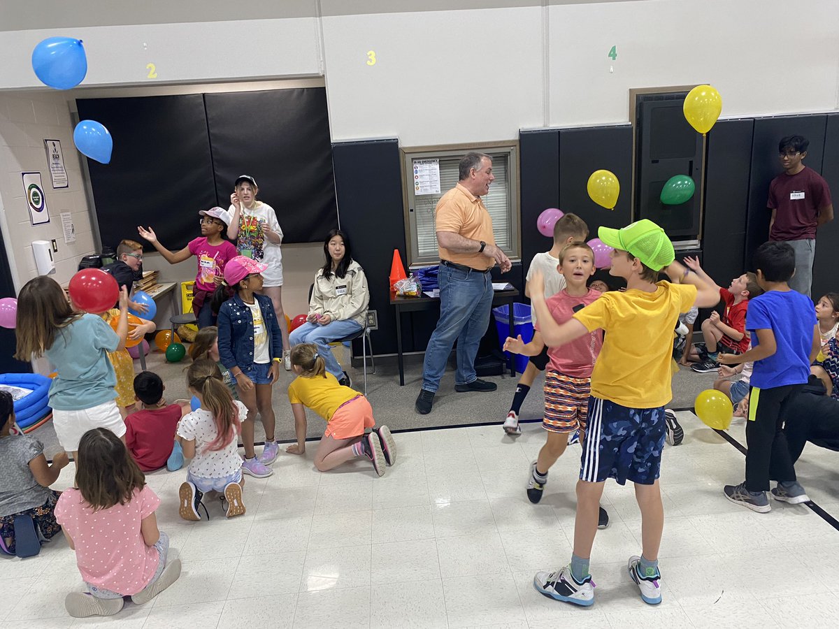 AlisaMatherne's tweet photo. Day 2 of @CampInvention has everyone smiling. Mimicbots are assembled, robot party assistants created and anti-gravity games bring the fun. @aggiemeg07 @LadyBookJoy @ProsperISD https://t.co/J1qr5I88YB