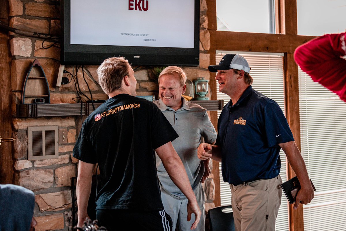 𝐓𝐨𝐮𝐠𝐡𝐧𝐞𝐬𝐬 𝐩𝐞𝐫𝐬𝐨𝐧𝐢𝐟𝐢𝐞𝐝.

Thanks to @ChadPennington for speaking to our leadership board today!

#E2W | #MatterOfPride