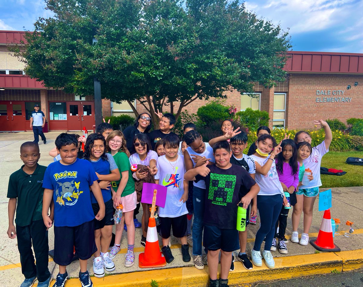 brijslater's tweet photo. The past two days @Dale_City_ES have been incredible!! We celebrated our 5th graders with an awesome promotion ceremony and went all out for our field day extravaganza!!! Making memories till the very last day!! https://t.co/GelsvyiQN2