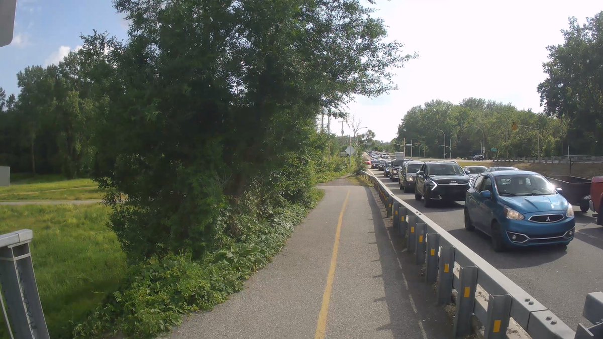 JagVillani's tweet image. It&apos;s Tuesday, the busiest commute day of the week for #autowa, which means it&apos;s also the day to remind you that some of you could have gone by #ottbike/#velogat today instead.
