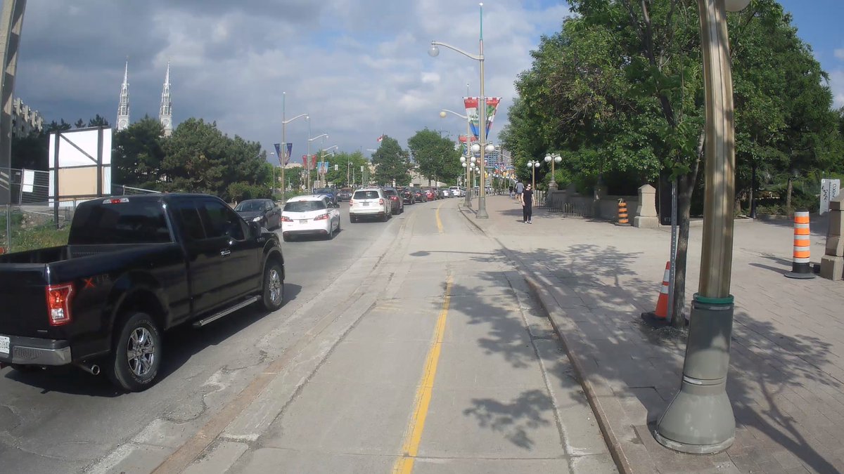 JagVillani's tweet image. It&apos;s Tuesday, the busiest commute day of the week for #autowa, which means it&apos;s also the day to remind you that some of you could have gone by #ottbike/#velogat today instead.