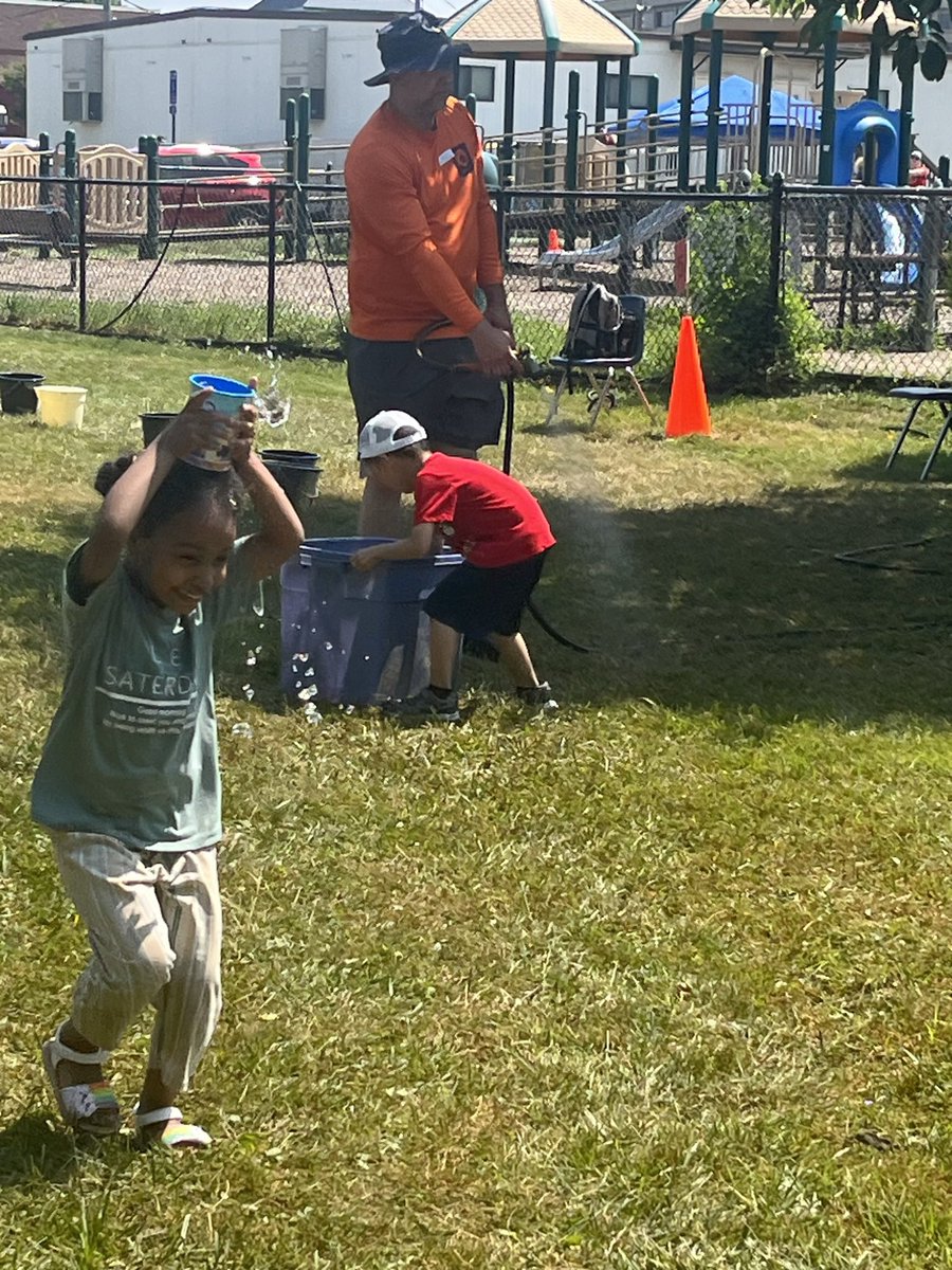 MrsSitlerFHES's tweet photo. Field Day Fun! https://t.co/0klVm3l4kG