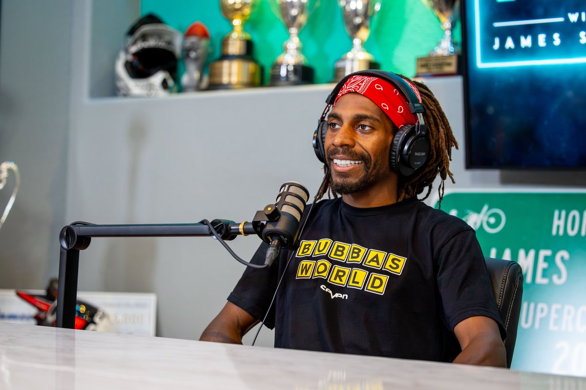 LAST CHANCE TO GET YOUR BUBBA’S WORLD TSHIRT! Pre Orders close at Midnight so make sure to get yours 🧇🌎

sevenmx.com/collections/pr…