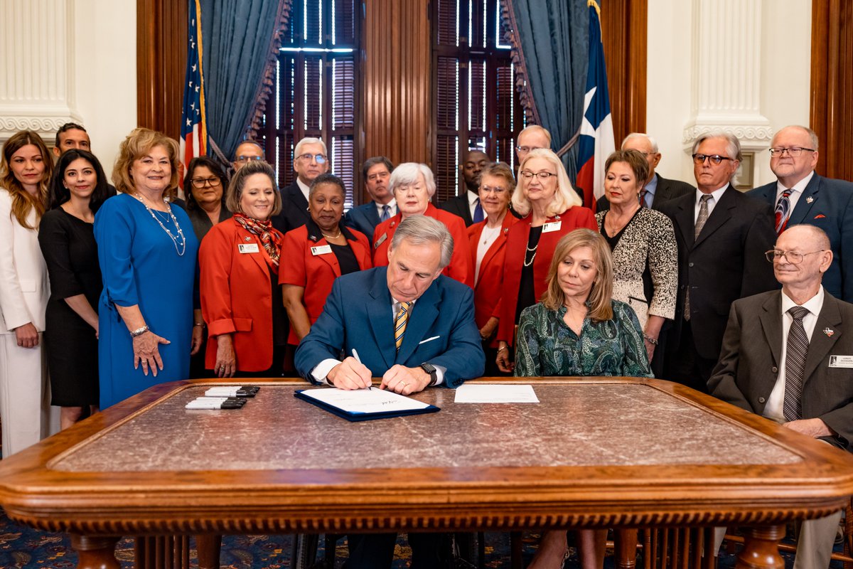 Greg Abbott tweet media