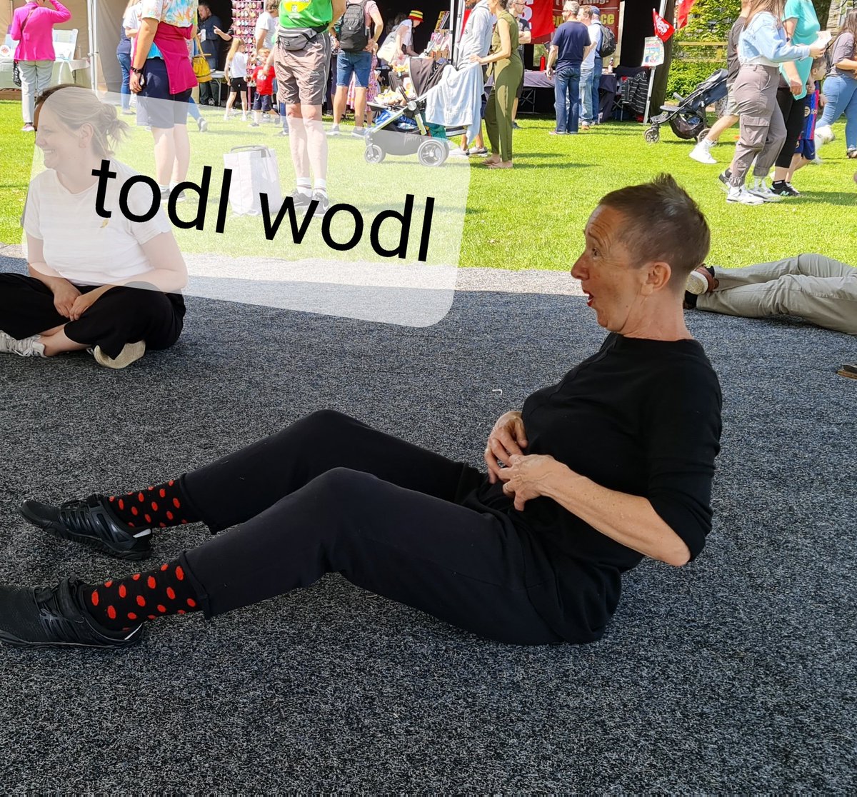 rufusmufasa's tweet photo. Yn cwrdd gyda'r pobl sydd yn neud y stwff hudol pob dydd @NaturePonty @ArtisCommunity @MarthasHomestor @ClwbYBont @YMaArlein @angegerrard https://t.co/cBOpfyly6R