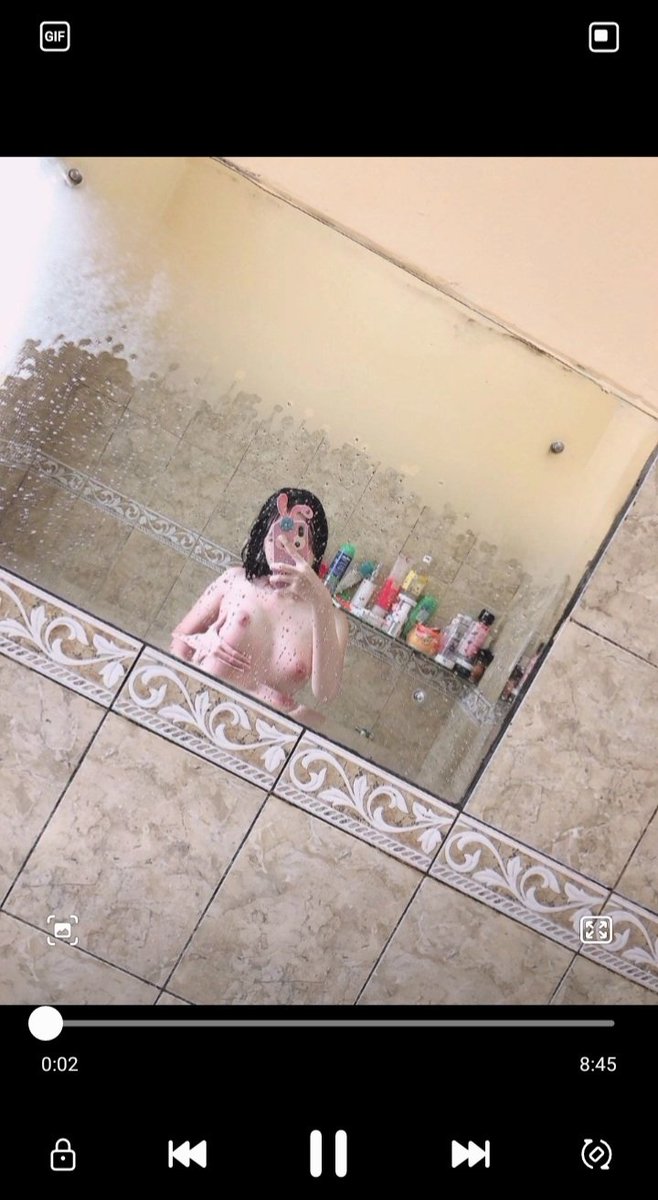 Raih kesempatan eksklusif ke video Arachuu baju merah sekarang dan nikmati rasakan sendiri kehebohannya