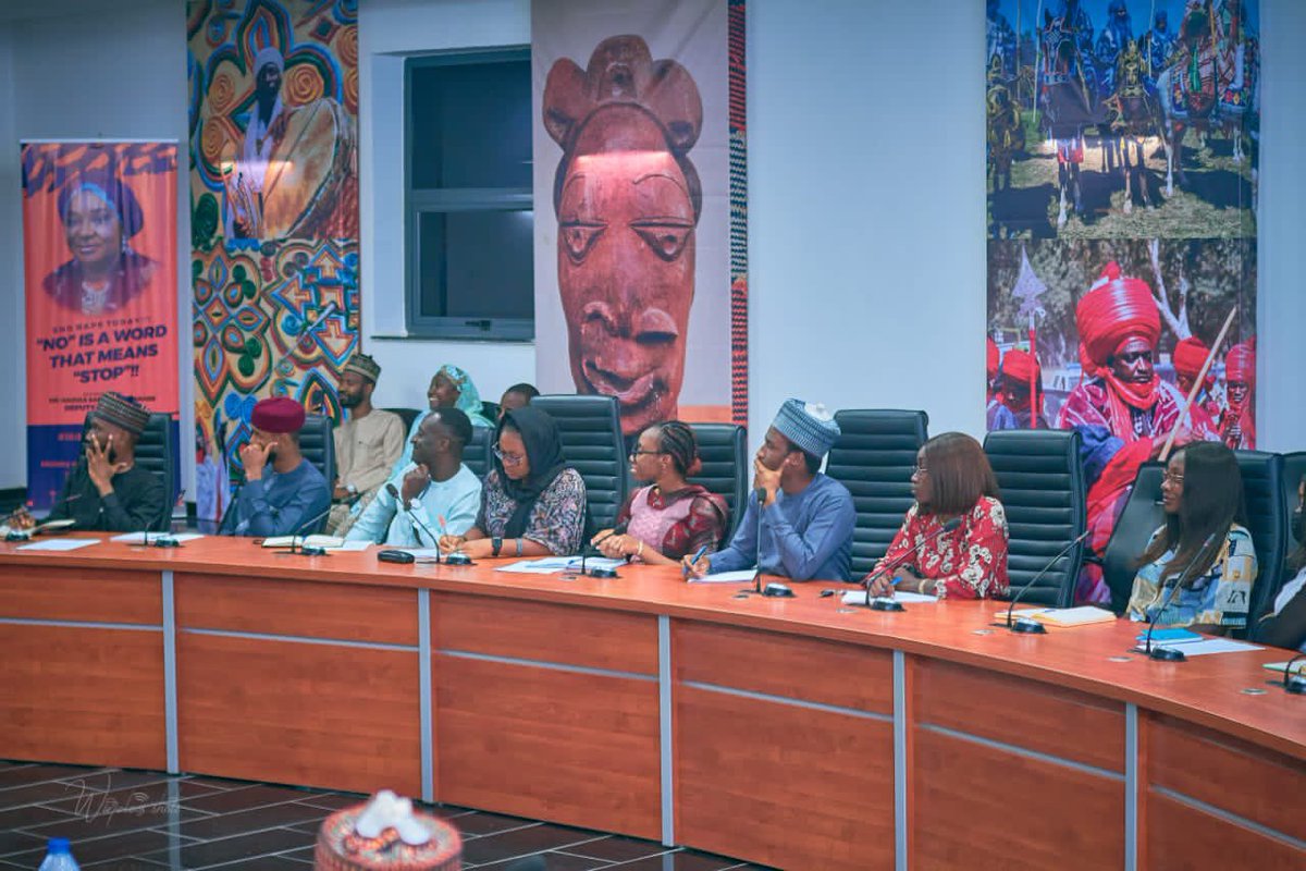 arkazaure's tweet photo. It was great spending time today with the @KDSG_KIF cohort to share my experiences. I also had some time to engage with HE @ubasanius. @KDSG_KIF is an amazing development program for early career professionals sponsored by @KadunaAtwork open to all Nigerians started by @elrufai https://t.co/PQsJfnYoUD