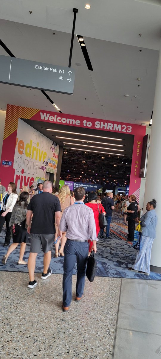 Has been such a great experience! First day transitioning over to HR and I was able to spend it at my first ever SHRM Conference in Las Vegas. I'm extremely blessed and have been learning so much !
#SHRM23 #NYP