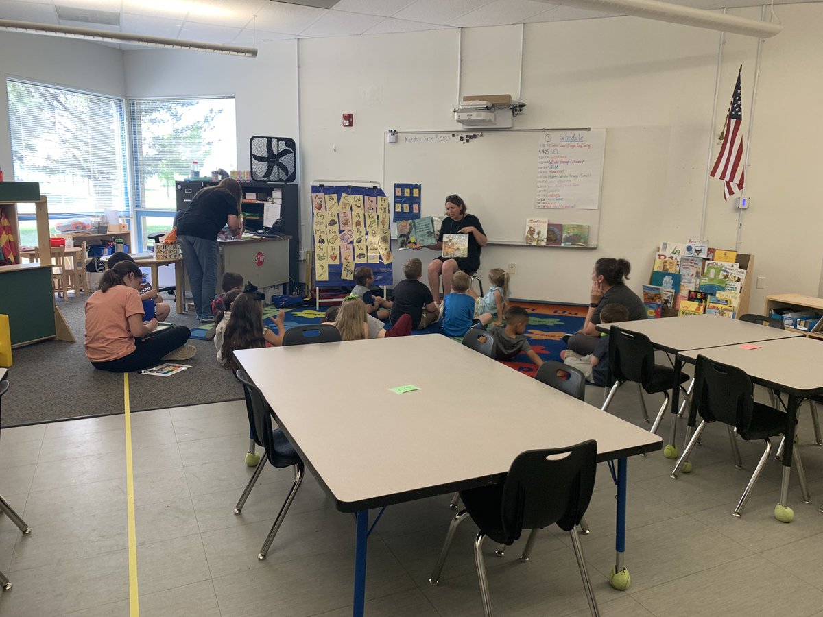 conigs_BigSky's tweet photo. There is a #StVrainStorm at @SparkDPS’s FIRST Kinder Launch program. Ss have been resilient, collaborative and hard working ☺️ Thankful to all of our @SVVSD teams, our community partners and @CathyOSVVSD @shelablank for their leadership! #FrederickLearns @SVVSummerLaunch https://t.co/rFds6CdNY5