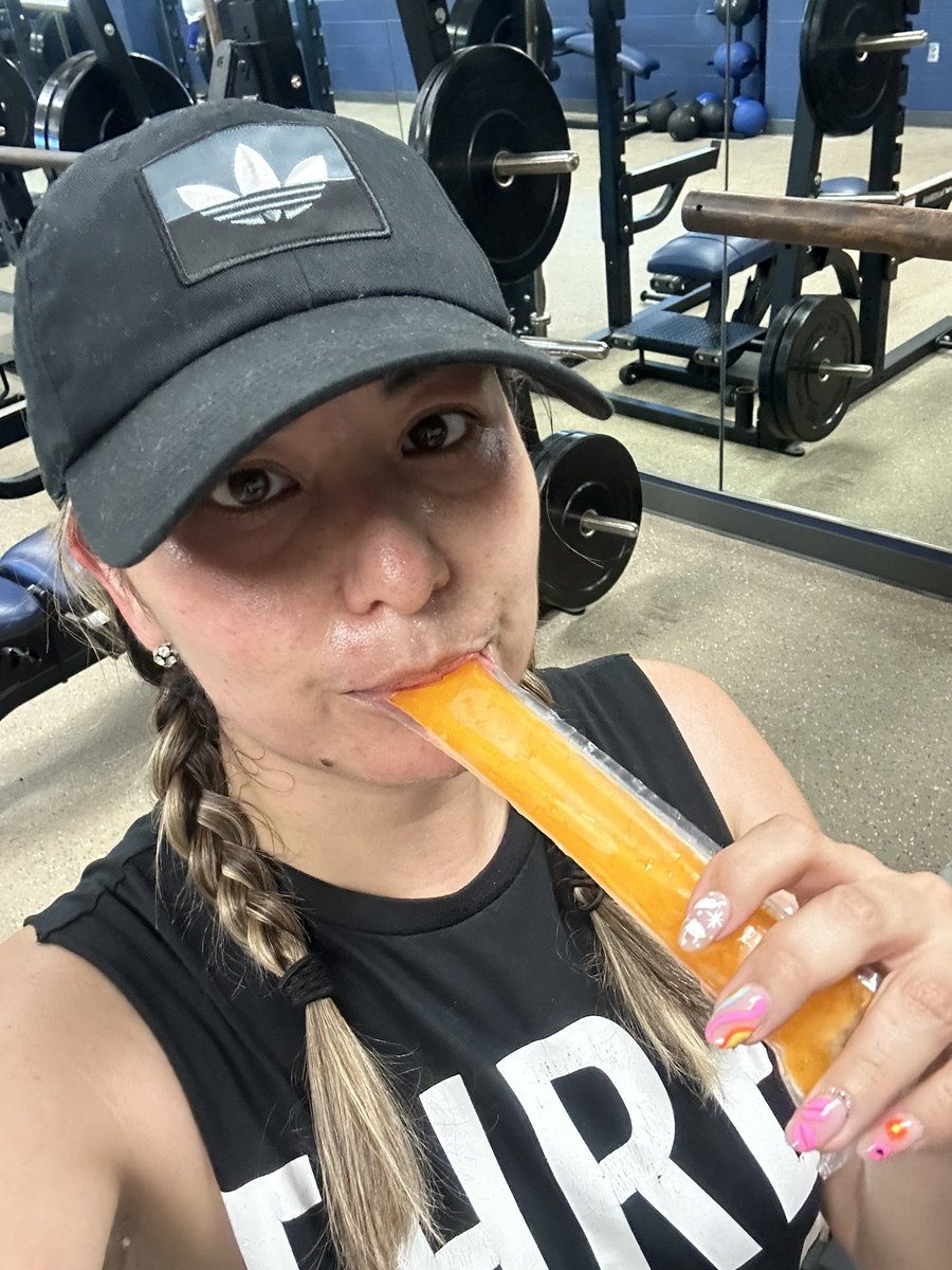 Healthy huskies staying fit during summer. 💪🏼 Thank you coaches for an awesome workout and treating us with popsicles! 🏋🏻‍♀️💙🤍#WeAreHaskett <a href="/BYoungHJH/">Brent Youngblood</a>