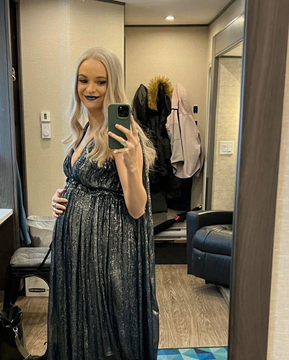 𝙆𝙞𝙡𝙡𝙚𝙧 𝙁𝙧𝙤𝙨𝙩. tweet media