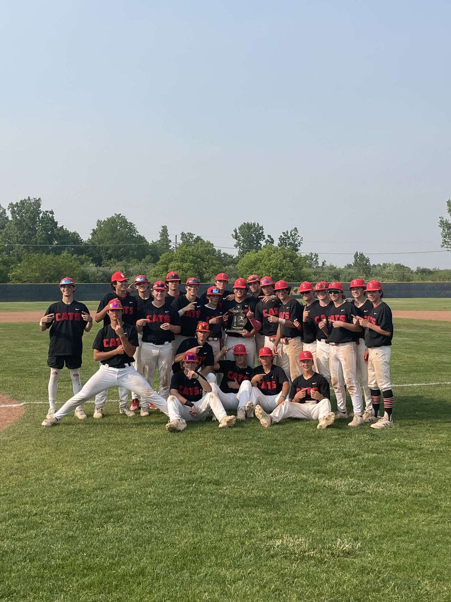 TreyRWilliams07's tweet photo. SO season @GB__Baseball officially in the books. Got a regional title. 

SVL All-conference 2nd team
All district 
Academic All conference &amp; district

PA 148  AVG .319  OBP.463 BB/HBP 32  K 15

115 inn catching  8-20 CS &amp; 4 picks

44.0 IP  1.11 ERA https://t.co/3QNSV8Mb1O