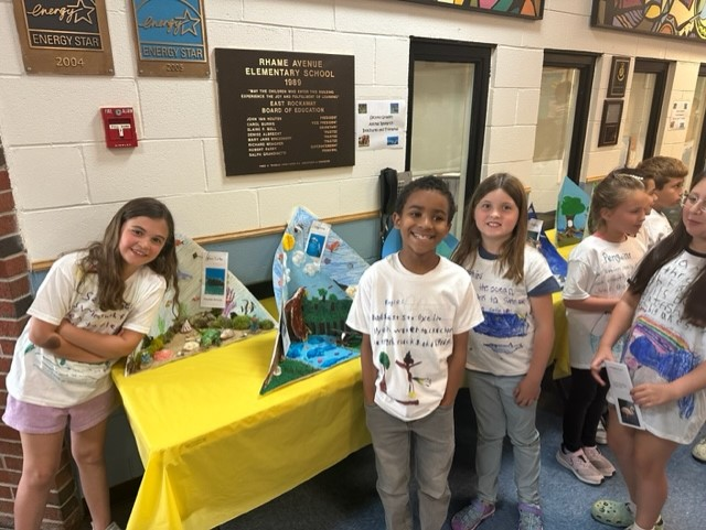 Our second graders did a phenomenal job on their grade level presentation! Students researched animals, created a model of their environment and a brochure with interesting information, and even decorated their own shirt! Great activity that fostered creativity!