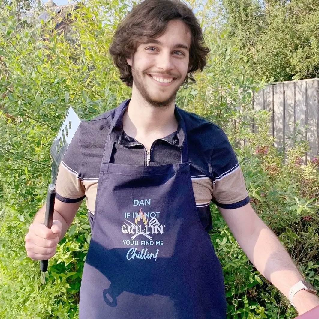 LoopTheLoopD's tweet photo. 🔥 Remind you of someone? ☀️ 

Now they can barbecue in style with this Personalised slogan apron, a gift to match their personality. 

He'll love wearing it flippin' burgers (or tasty veggie alternatives) like a pro outside with friends and family.
1/2 https://t.co/SYRjmQti8z