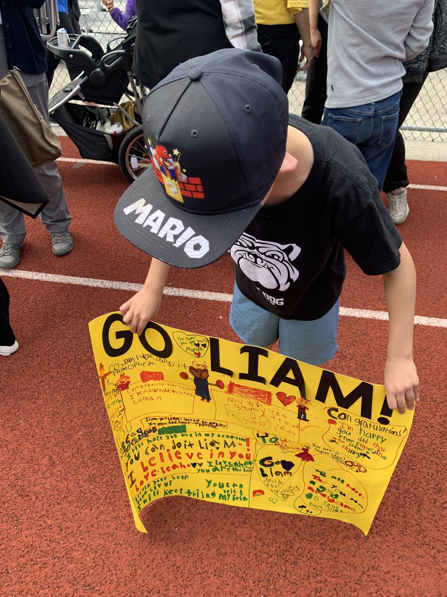 Ms_Izzard's tweet photo. Celebrating successes together 💕
We are so proud of our @BurleighHillPS athletes who competed at the @dsbn Special Olympics! https://t.co/hEZySxmgVc