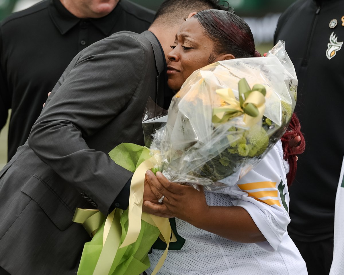 GoElks's tweet image. We won’t forget. 

On our minds Sunday and all season. 

We miss you, Christian 💚💛