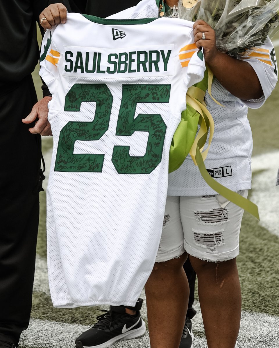 GoElks's tweet image. We won’t forget. 

On our minds Sunday and all season. 

We miss you, Christian 💚💛