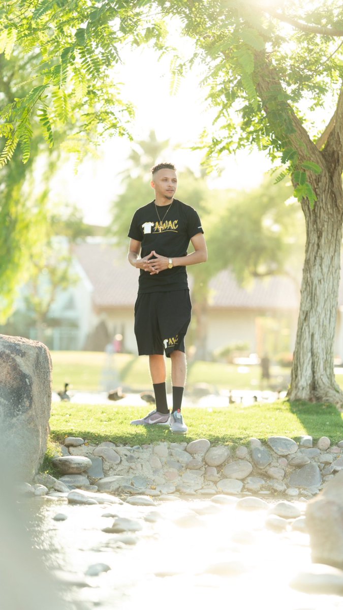 AwacAnthony's tweet photo. Photos game out great🔥📸💧✅
By: @mcgreephotografy nice shots🔥💯✅gotta leñero grinding and believe in yourself 🔥🤩💯
DM📲me to order some drip 
#awac #motivation #selfimprovement #laquinta #coachellavalley #grind #drip https://t.co/qUvyWFJLAn
