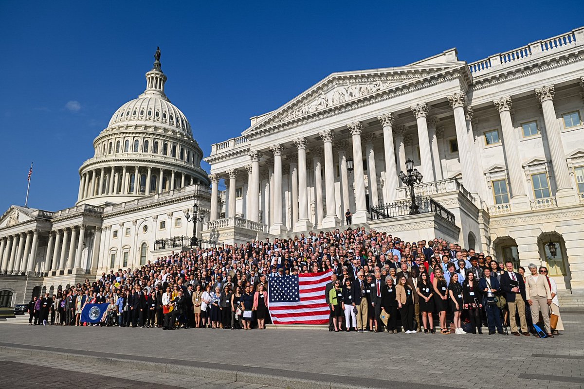 There's nothing like being shoulder to shoulder on Capitol Hill with hundreds of other #GrassrootsClimate advocates!

Together, we will ensure a livable world for ourselves and future generations.

Want to be part of the movement? Join CCL ➡️ cclusa.org/join