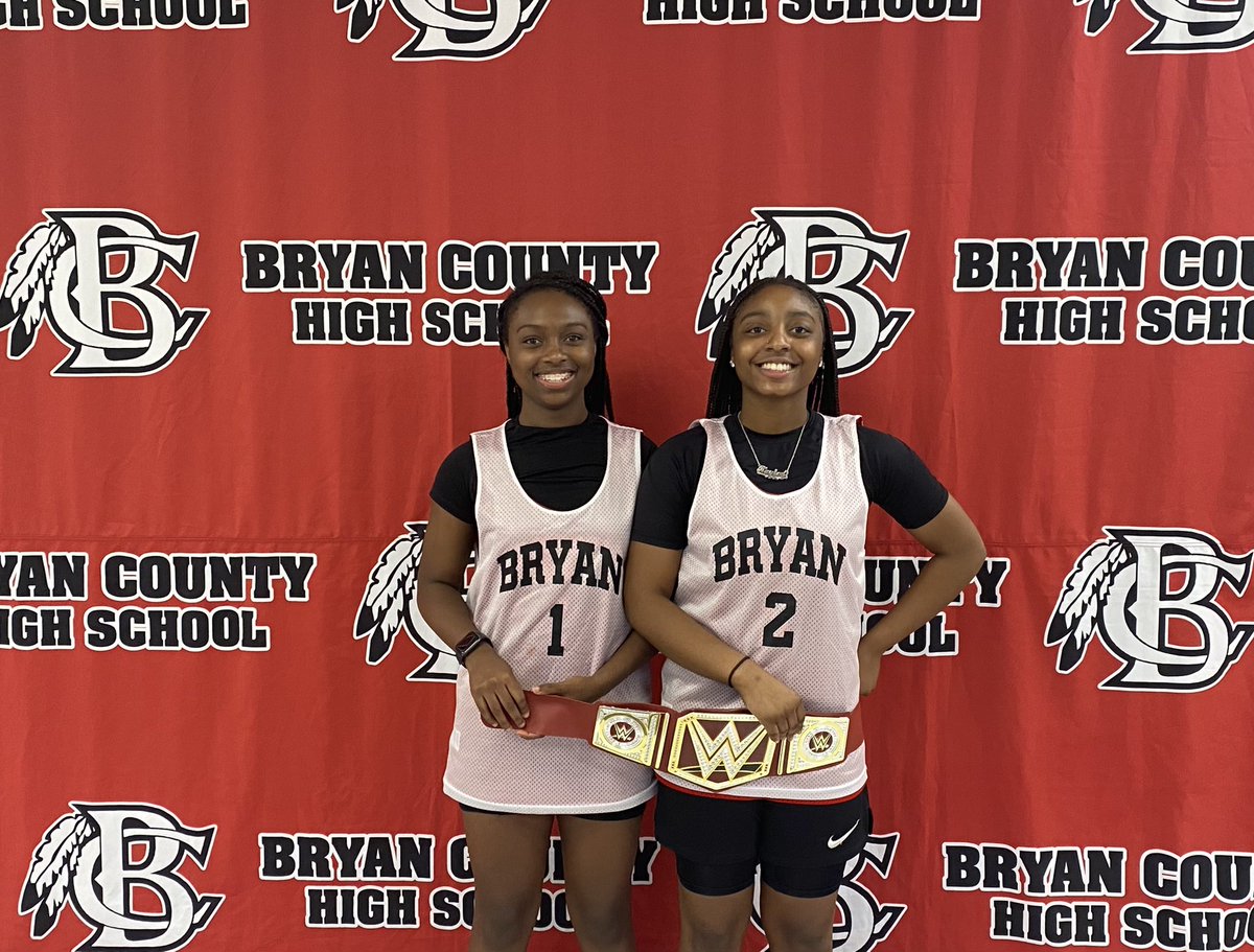 Kayley Wedlow and Jasmine Mikell are the WorkHorse Players Of The Game vs Richmond Hill! Mikell had several steals and assists while Wedlow finished with five 3pointers and clutch free throws down the stretch!!#SummerJam23 🏀🏀🏀
<a href="/kayleyf04/">kayley</a> <a href="/jasmine_bball12/">jasmine_mikell12</a>