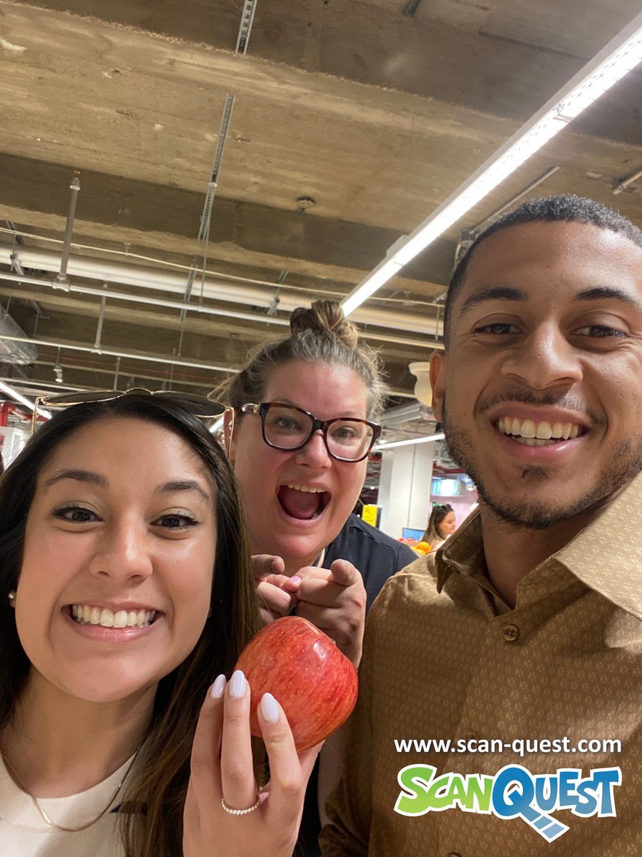 A beautiful day for a scavenger hunt around my favorite city with #TeamBreakaway #scavengerhunt #nyc #weTECHnicallyarethebest <a href="/pogoevents/">POGO Events</a>