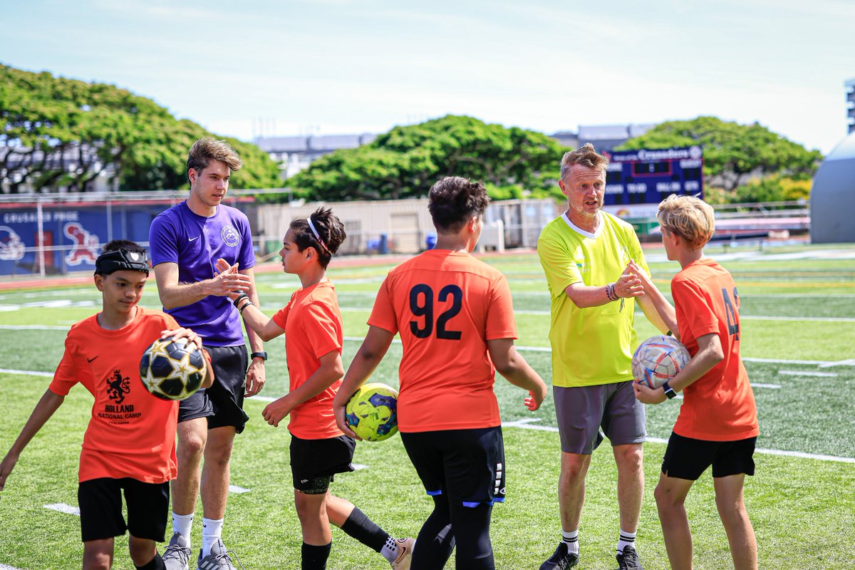 VIS_Academy's tweet photo. Highlights from our 2023 Dutch National Camp (Honolulu, Hawaii). All photos courtesy Kelii Kauka (@GoFreshMade on Instagram).

Full album on our Facebook page: https://t.co/utZJd9qkwk https://t.co/hyCeL7PDI9