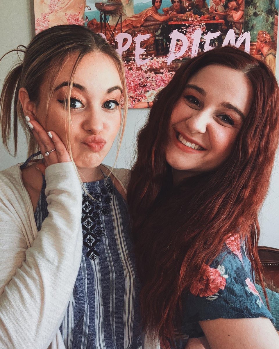 _therestless's tweet image. We’re playing back to back shows this weekend in Nashville….! 😊 💗

•Burger &amp;amp; Company in East Nashville Saturday 06/17 (5:30 - 7:30 PM) 

•Amber Falls Winery inside Opry Mills Mall 
Sunday 6/18 (1:00- 3:00 PM) 

We’d love to see you there!