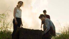 Alexander_Shaq's tweet image. Admist the #glade of the #rubble, she had to #shrink down to find any traces of life, spotting a slice up path  that #implicate someone was underneath. #Choosing to #smash the ground, she found the truth.

He barely made it.
#rise365  #vss365 #vssfantasy #converstory #vssdaily