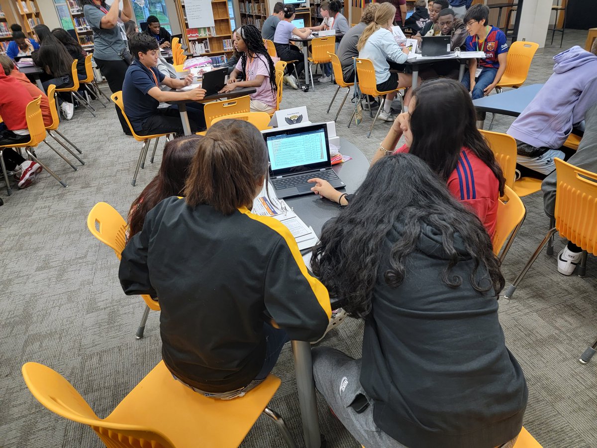 MrsEtalks's tweet photo. Awesome two days with students in our SEL Young Leaders Retreat! Our students are amazing! We are looking forward to seeing the amazing things they will do on their campuses this year! https://t.co/StJu8vEdo7