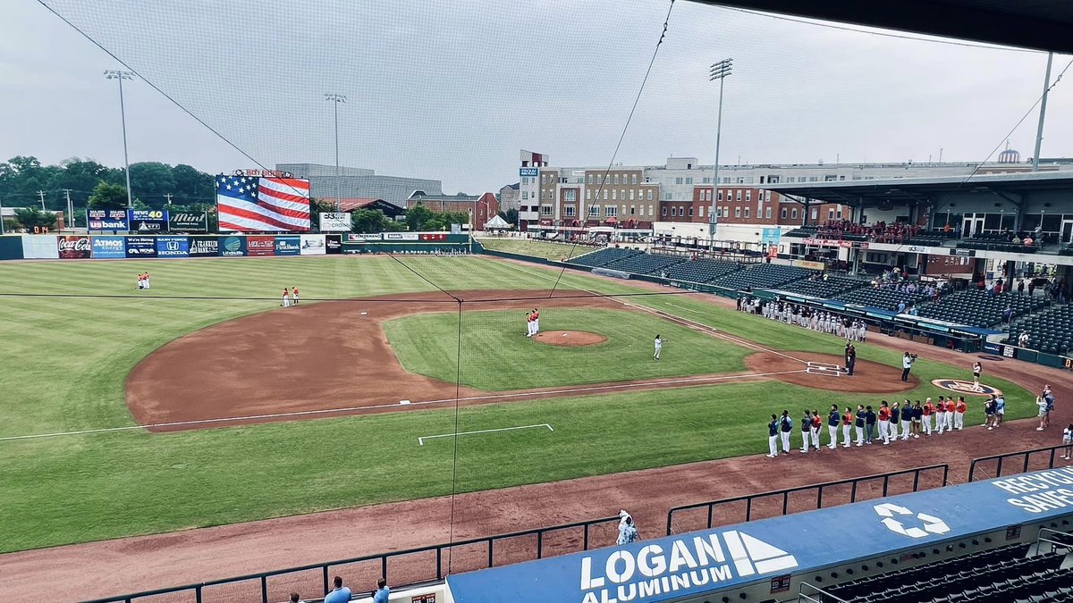 I would love to work in Major League Baseball, but it's really cool to hang out at some of the awesome MiLB parks. A special thank you to the @BGHotRods and @raysbaseball for having me be a part of a few fill-in games on the mic this year and I had a blast! #PAAnnouncer