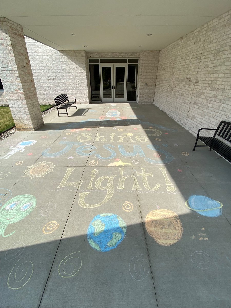 SetonCarmel's tweet photo. VBS day 2 is in the books. When people don’t get along, shine Jesus’ light! Saints Yi Seung-hun, Francis, Phillip Neri, Louise de Marillac, and Our Lady of Sorrows; pray for us. https://t.co/oa6vix4x2o