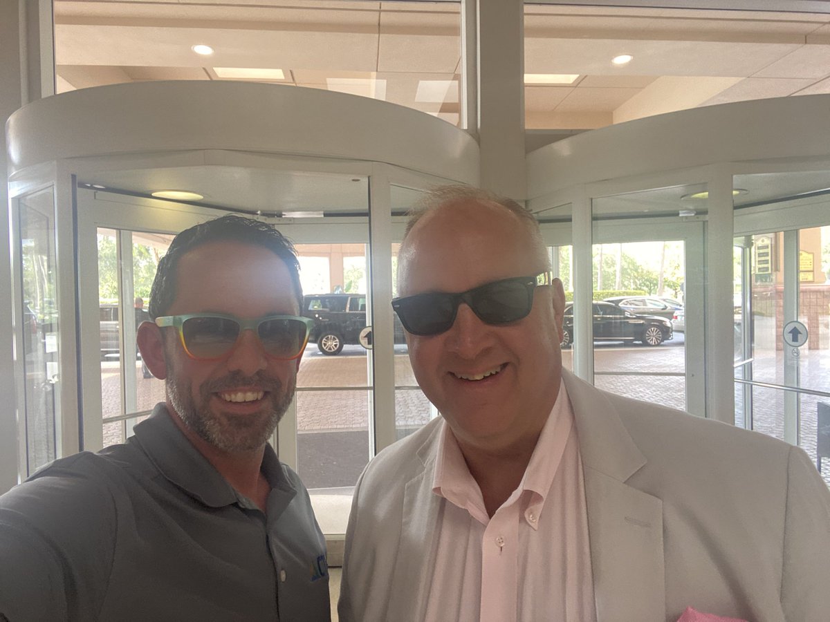 Tobi Tungl tweet media