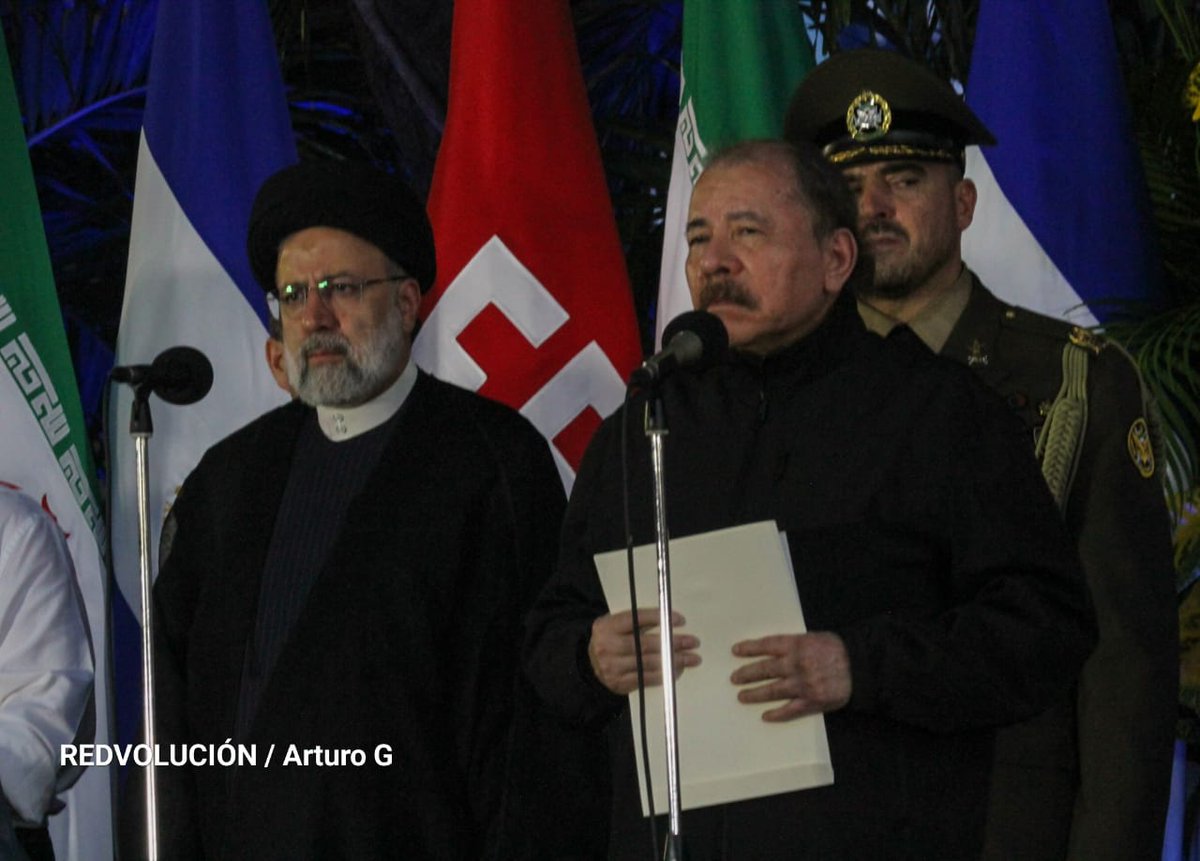 #FuerzaDeVictorias 
#DignidadConProsperidad 
Nuestro Comando Daniel Ortega recibe al Presidente de la República Islámica de Irán.