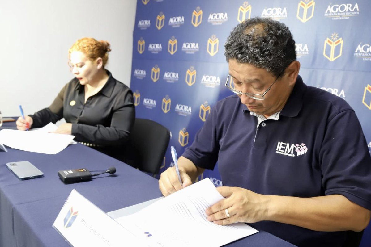 FIRMAN IEM Y UNIVERSIDAD ÁGORA CONVENIO DE COLABORACIÓN
EN MATERIA DE CAPACITACIÓN
 
#IEMich y la @AgotaHispano firmaron hoy un Convenio de Colaboración, con la finalidad de realizar actividades conjuntas en los campos académicos en materia electoral….🧵