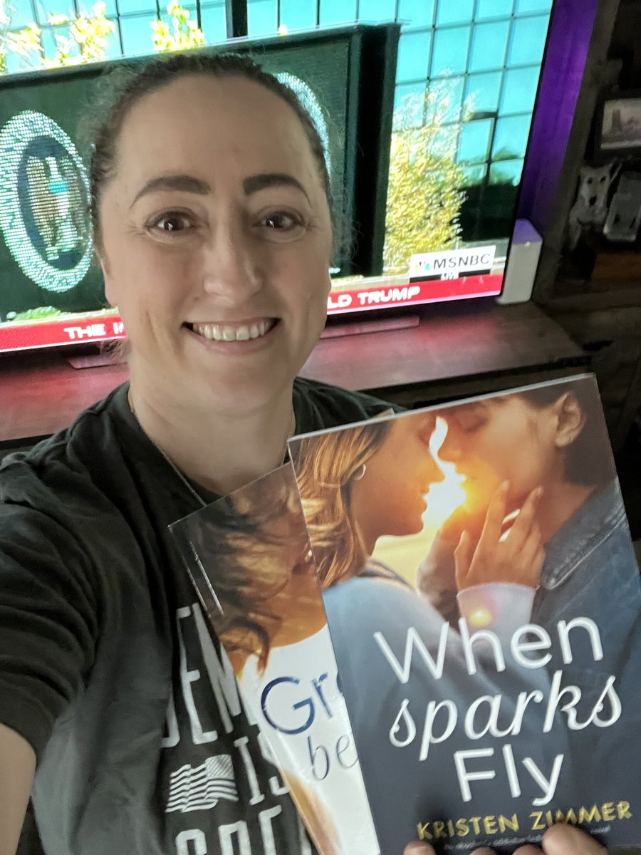 @kristen_zimmer Lookie what arrived today @kristen_zimmer! #lesfic #wlw #Pride2023