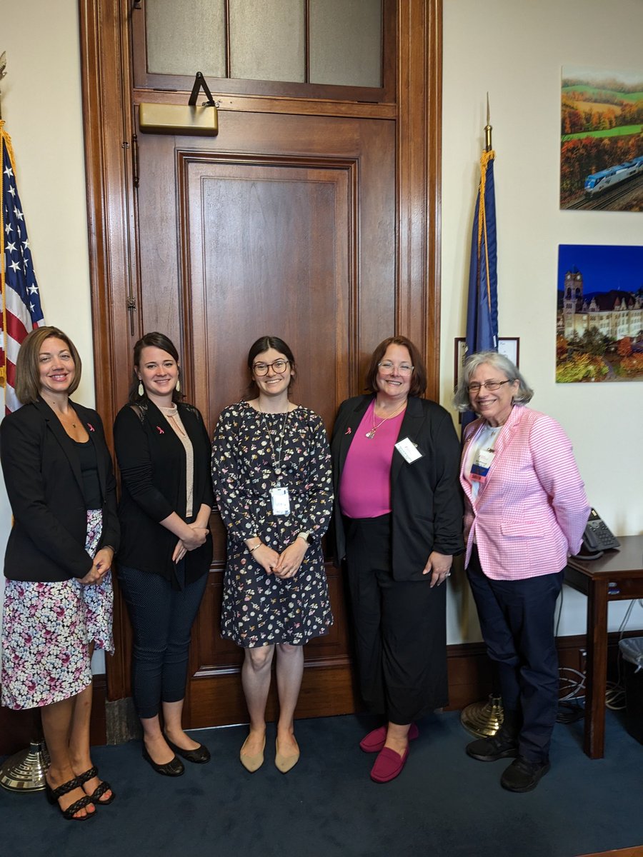 GlebekahRick's tweet photo. Thank you @SenBobCasey staff for meeting with the PA crew and thank you for your support!! @KomenAdvocacy #KomenAdvocacy https://t.co/h9VQQdZWiA