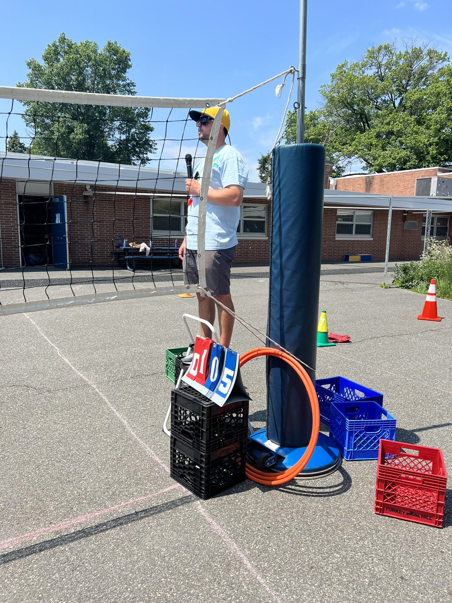 Staff vs Students volleyball games during Alex’s Lemonade Stand! Thank you Mr. Calderone! <a href="/ajcal10PE/">Anthony J. Calderone</a> <a href="/Colls_ZaneNorth/">Mr. Santo</a> <a href="/AlexsLemonade/">Alex's Lemonade Stand Foundation</a> #collsedu