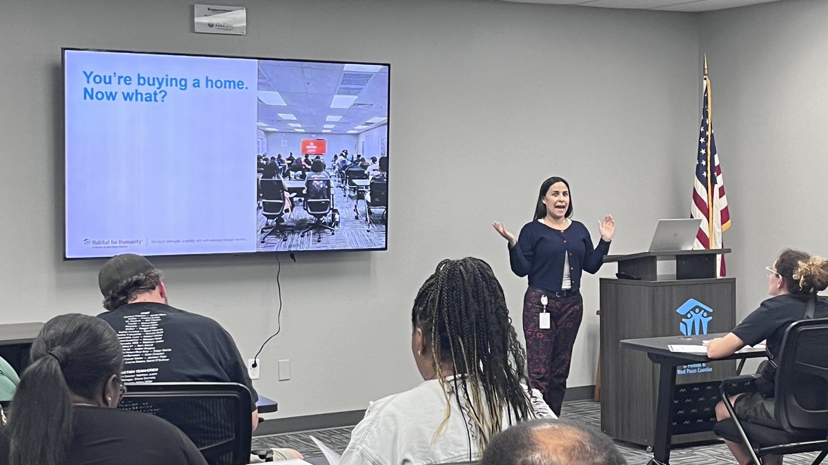 Thank you @CamilaHabitat for teaching our future homeowners what to expect when they begin paying their mortgages on their beautiful new homes!!  🏡🔑❤️#EducationIsKey #affordablehomeownership