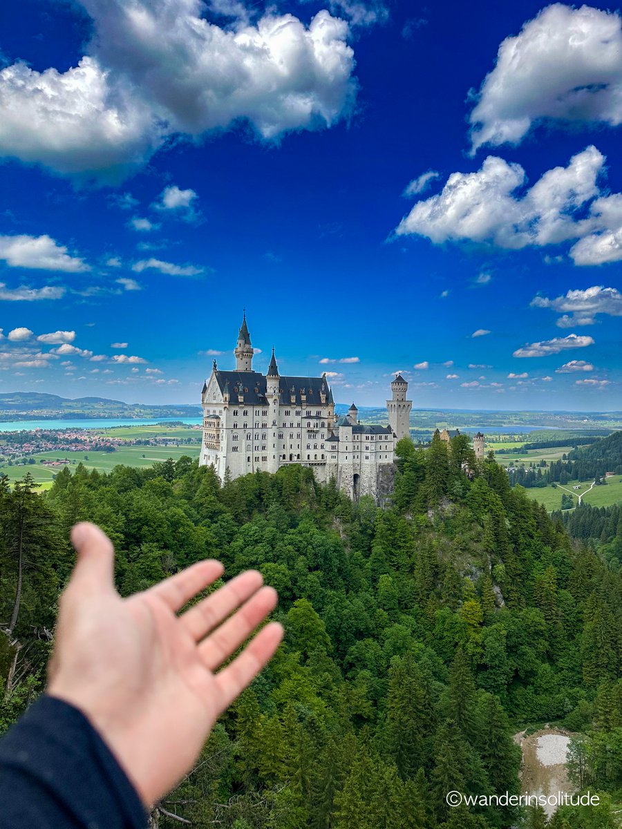 Fairy tale Neuschwanstein Castle 🏰💕

#neuschwanstein #neuschwansteincastle #neuschwansteincastle🏰 #füssen #fussengermany #bavaria #bavarian #bavariagermany #visitbavaria #Germany #Bavaria