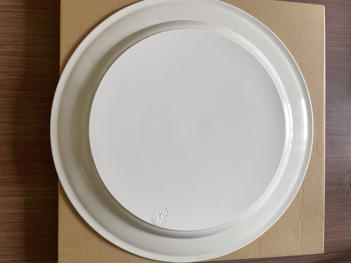 【福岡で買って良かったもの】一見紙皿に見える磁器のお皿