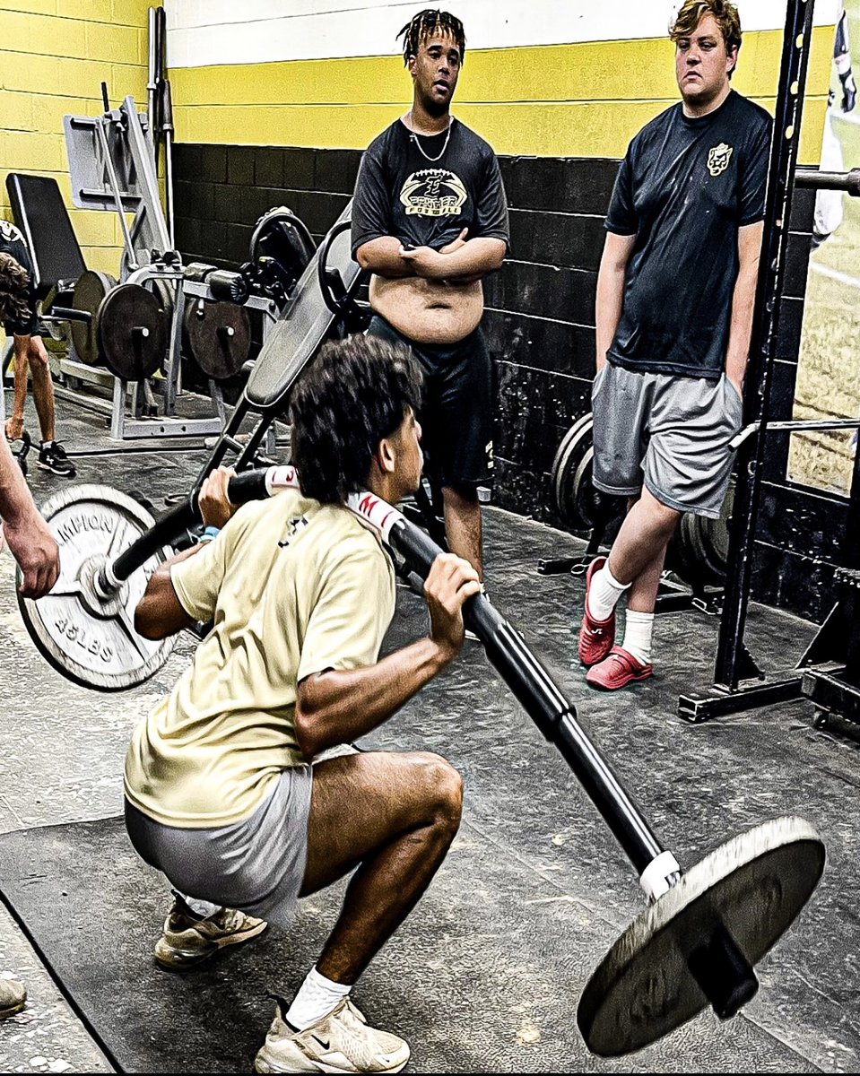 Great first day of summer! The Panthers are working hard! Hey <a href="/zhart18/">Zach Hart</a> great call on the tsunami bars! 😎 #BEST