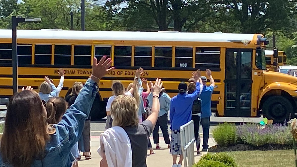 cullenclass's tweet image. And that's a wrap. Thanks for a great 22-23 School Year 7th Grade. #wearechesternj