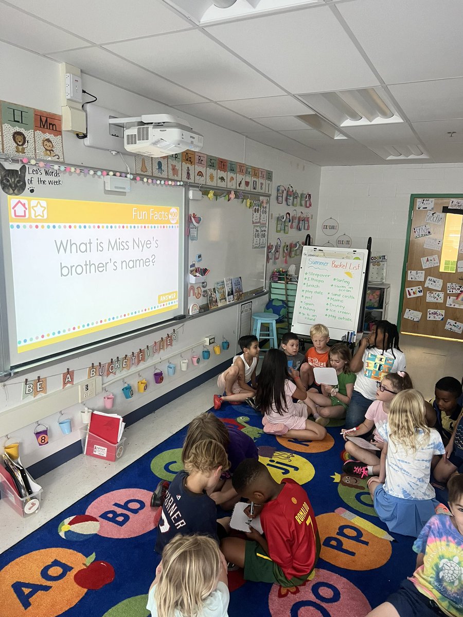 Miss Alexa Nye tweet media